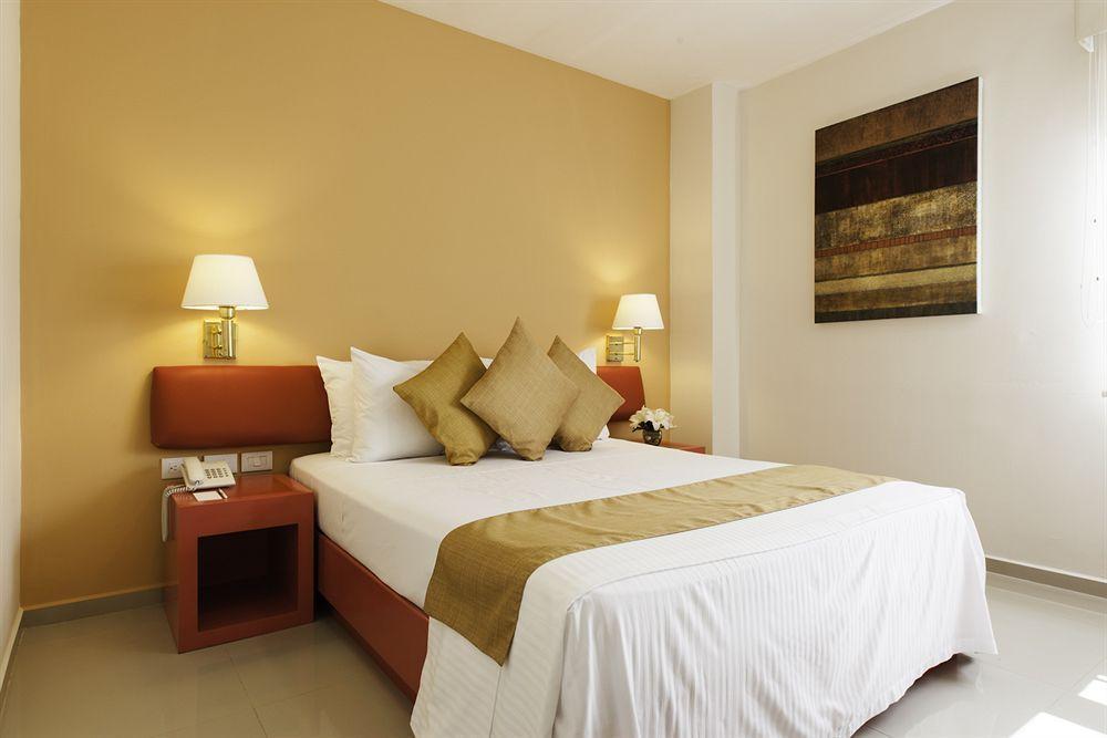 Mision Express Monterrey Aeropuerto La Fe Hotel Apodaca Exterior photo